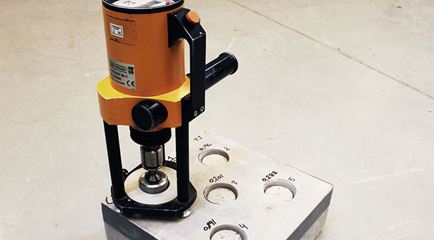 Bondtest foretaget p� Teknologisk Institut